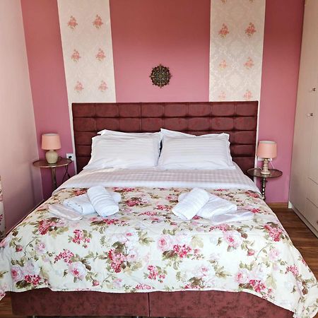 Domenica'S Corfu - Roses Apartment Alepou Eksteriør billede